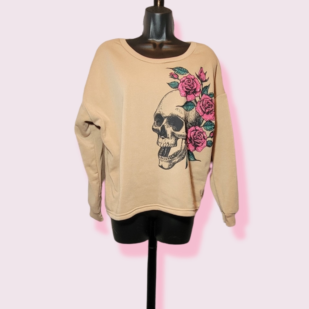 No Comment Skull Print Sweatshirt